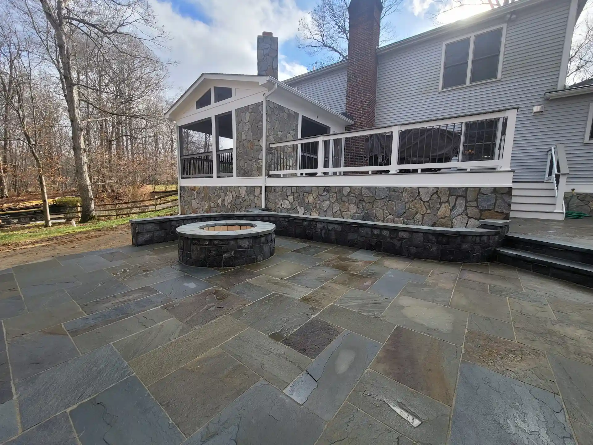 Luxury Flagstone Patio and Screened Porch Design in Northern Virginia